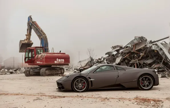 Supercar, Pagani, To huayr, at the dump).