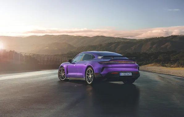 Porsche, Taycan, 2024, Porsche Taycan Turbo GT Weissach Package