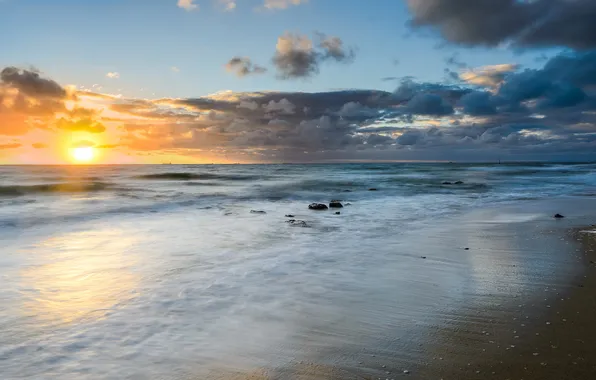 Picture sea, beach, the sun, clouds, stones