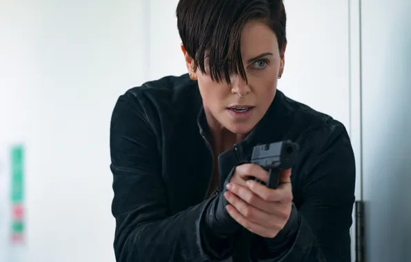 Gun, fiction, Charlize Theron, frame, brunette, beauty, action, Charlize Theron
