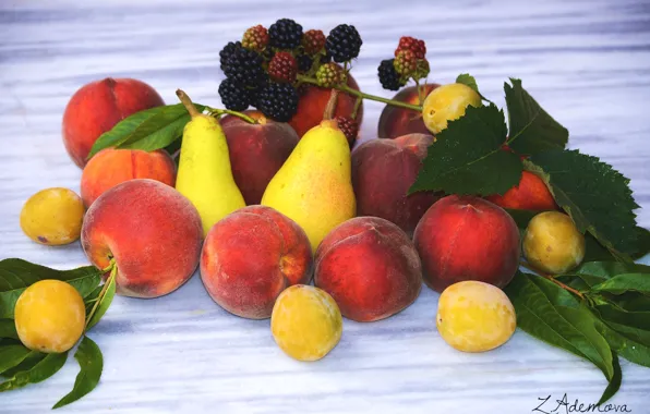 Fruit, peaches, pear, BlackBerry, plum