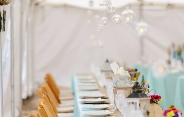 Table, lamp, plates