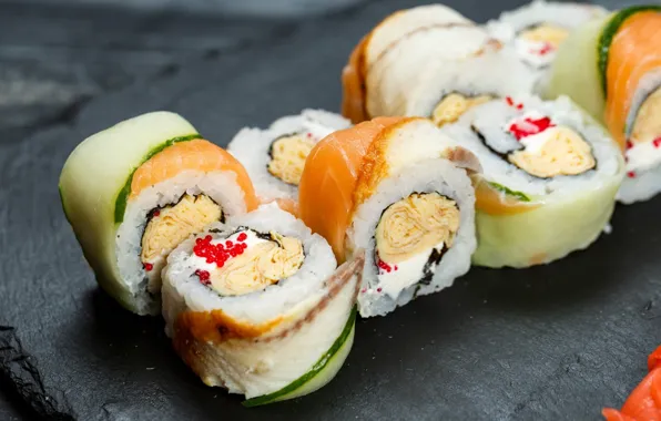 Figure, rolls, filling