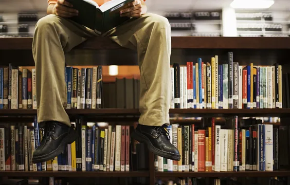 Picture feet, books, library, reads