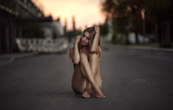 BLONDE, BODY, ROAD, FIGURE, MOOD, photographer Andreas Reiter
