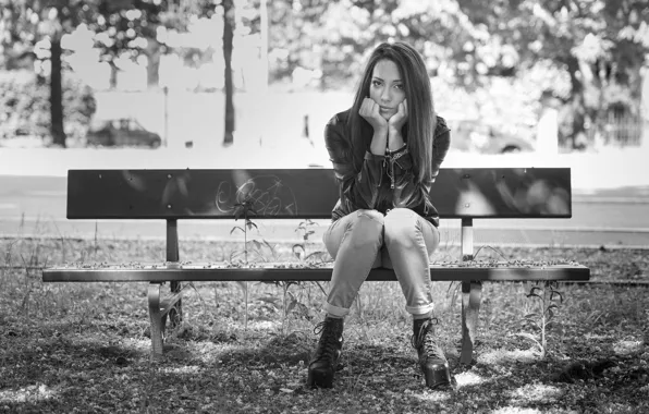 Picture bench, face, hair, cutie, Carlotta