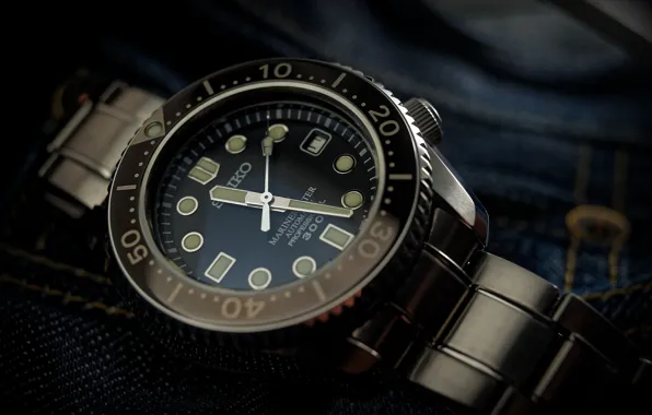 Arrows, watch, dial