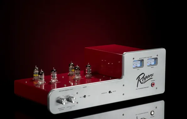 Background, High end phono preamplifier, Rogers High Fidelity PA-1A