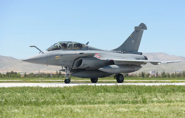 Picture fighter, the airfield, multipurpose, Dassault Rafale B