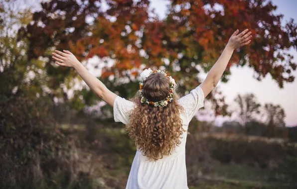 Girl, pose, curls