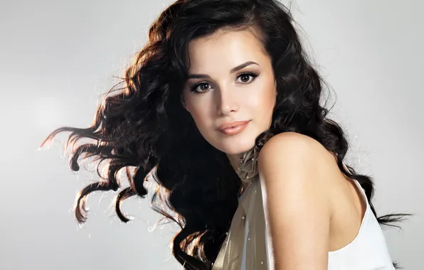 Look, brown hair, curls, brown-eyed