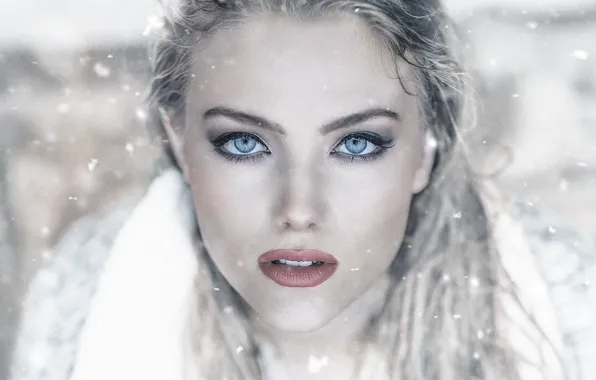 Girl, photo, photographer, blue eyes, snow, model, bokeh, lips