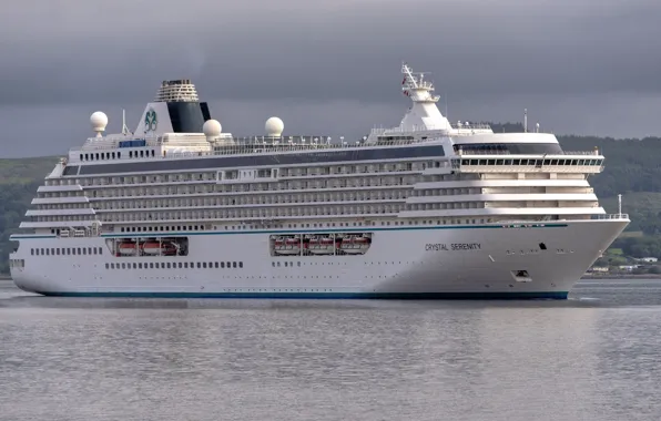 Sea, ship, liner