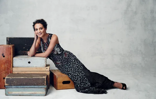 Picture smile, figure, dress, actress, brunette, hairstyle, photoshoot, Alicia Vikander