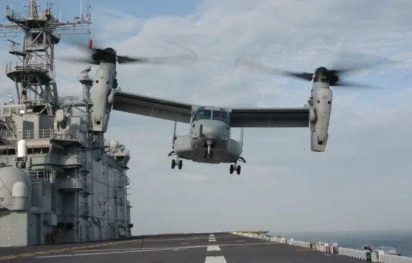 Picture the rise, the tiltrotor, the add-in, МV-22 Osprey, the deck of the ship