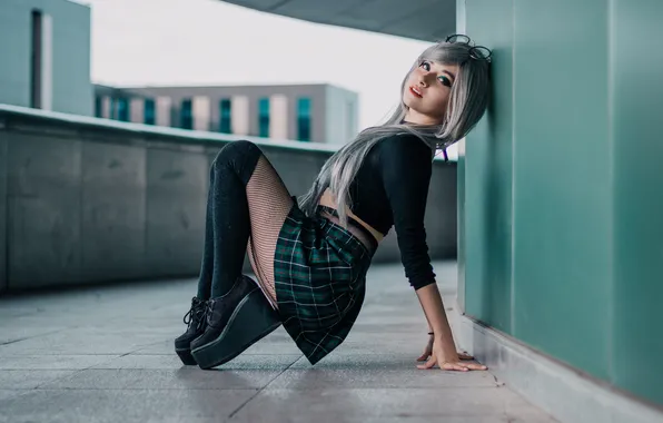 Picture pose, model, skirt, portrait, makeup, figure, glasses, hairstyle