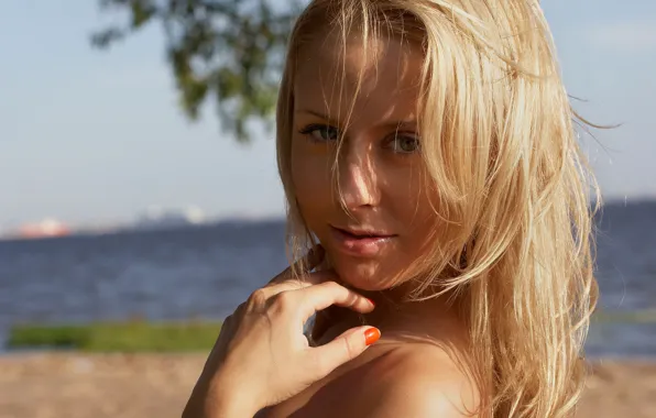 Picture girl, long hair, beautiful, pretty, lips, face, attractive, handsome