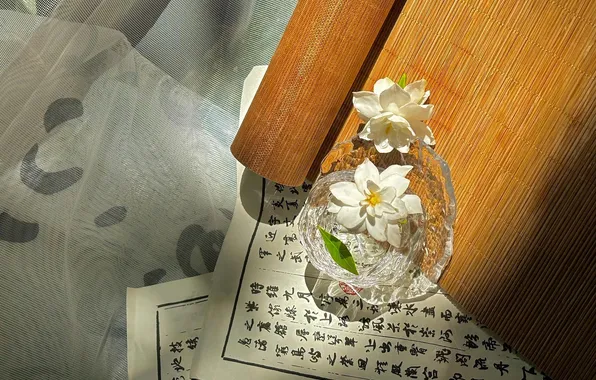 Flowers, leaves, characters, bowl