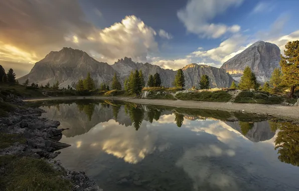 Picture the sky, clouds, mountains, lake, Italy, The Dolomites