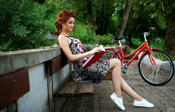 Picture girl, nature, bike, pose, Park, hairstyle, book, Tomasev Sergey