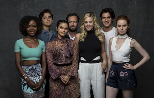 Riverdale, Veronica Lodge, Camila Mendes, Betty Cooper, Cole Sprouse, Lili Reinhart, Riverdale, Cheryl Blossom