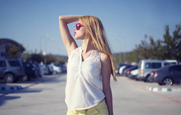 Asphalt, the sun, machine, pose, model, hand, portrait, makeup