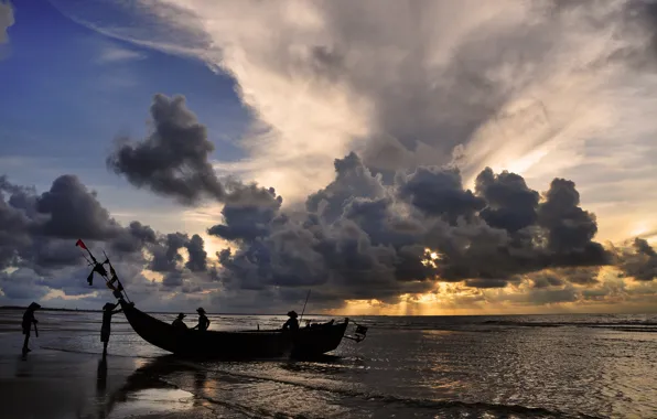 The sky, clouds, boat, people