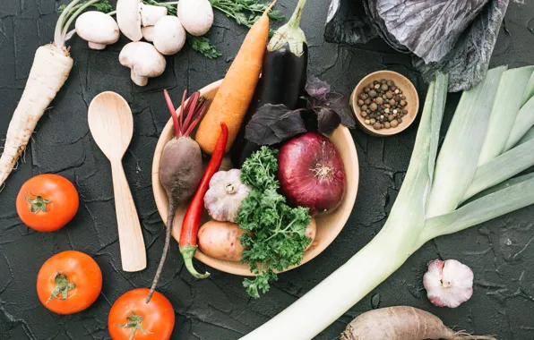 Greens, bow, vegetables, tomatoes, carrots, garlic, beets
