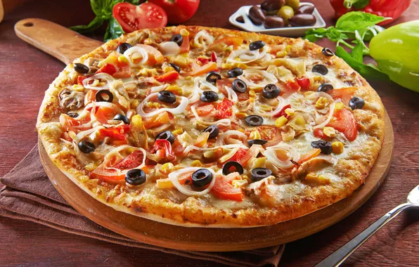 Picture cheese, pizza, tomatoes, olives, bacon