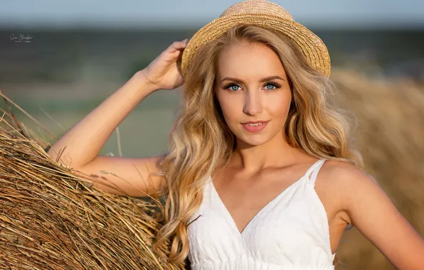 Picture look, girl, face, hair, portrait, hands, hay, hat