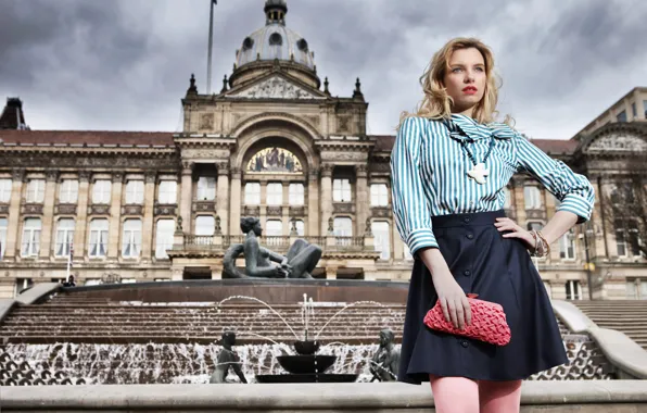 Girl, Fountain, Fashion, Fashion, Birmingham, Birmingham, Ruth Crilly, Ruth Crilly