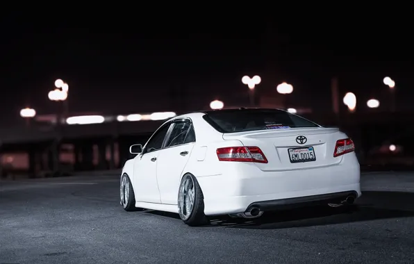 Picture night, white, white, toyota, Toyota, camry, Camry, stance