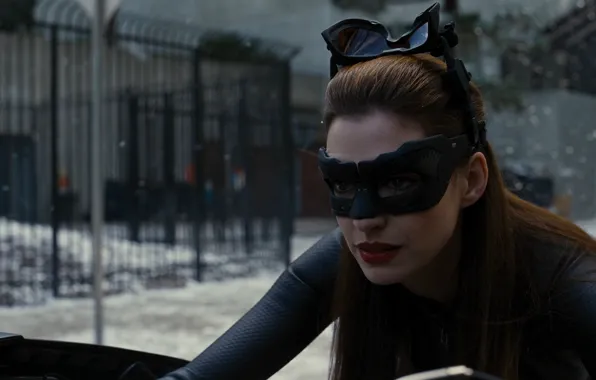 Picture Batman, anne hathaway, batman the dark knight rises