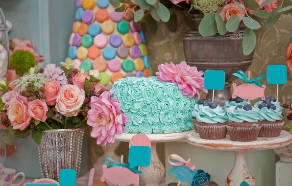 Flowers, blueberries, cake, cupcakes