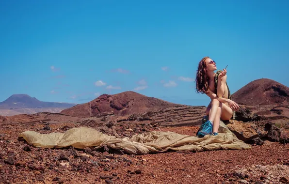 Girl, mountains, glasses, cigarette, break, landing on Mars