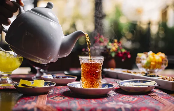 Glass, glass, table, tea, glass, hot, hand, kettle