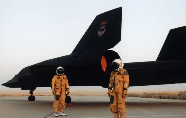 Picture pilots, suits, Lockheed SR-71, full, pressure