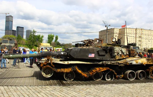 Picture Moscow, USA, Tank, Side, 2024, SVO, Poklonnaya Gora, Trophies of military equipment from Ukraine and …