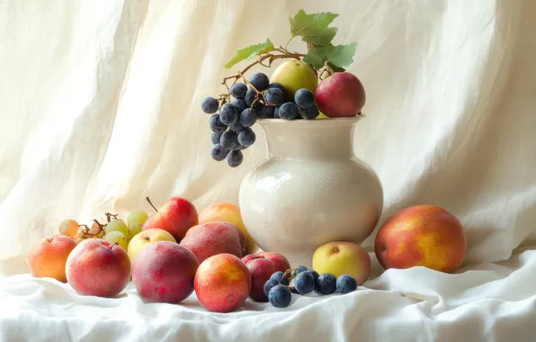Table, apples, grapes, red, fabric, vase, pitcher, fruit