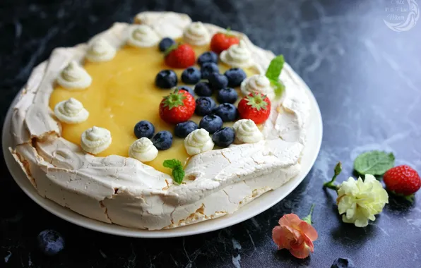 Berries, strawberry, cake, blueberries, meringue, Pavlova