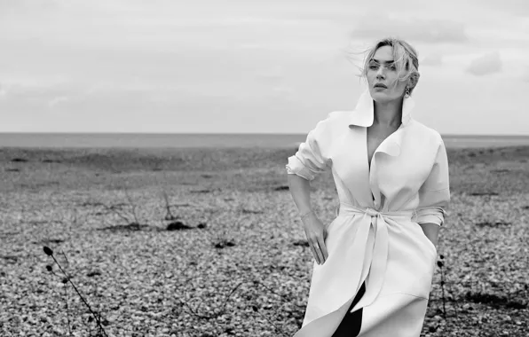 Picture actress, wasteland, black and white, cloak, photoshoot, Kate Winslet, Kate Winslet, InStyle