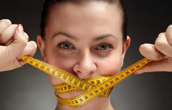 Picture eyes, model, tape measure