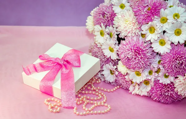Picture gift, bouquet, beads