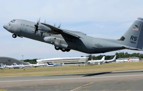 USA, the rise, Lockheed, Hercules, C-130, military transport aircraft medium and long range