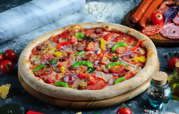 Pepper, pizza, tomatoes, sausage, spices, pepperoni