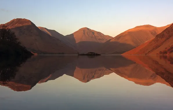 Mountains, reflection, hills, pond, photo, photographer, Greg Stevenson