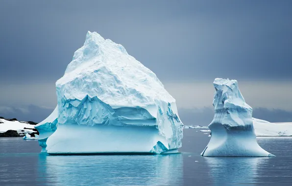 Picture the sky, the ocean, ice, iceberg, Antarctica