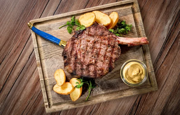 Potatoes, steak, mustard