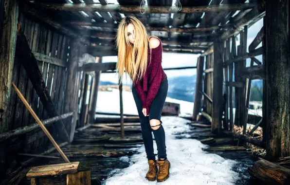 Girl, jeans, the barn, the ruins, logs, sweater, Veronica, knee