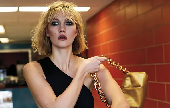 Pose, model, portrait, makeup, hairstyle, blonde, bag, Karlie Kloss
